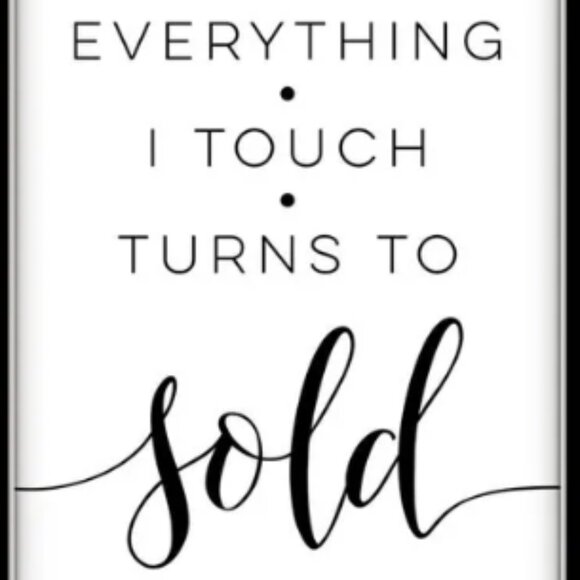 Cleo - Picture 4 of 8